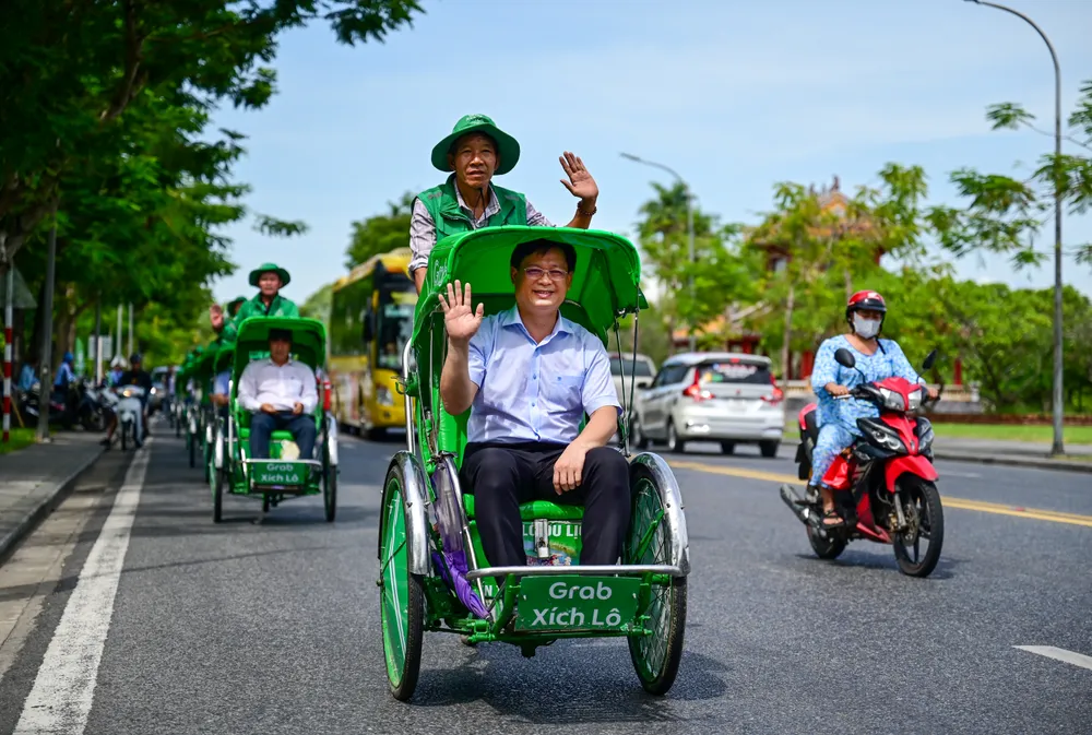 Thử nghiệm dịch vụ Grab Xích lô tại Huế | CHUYÊN TRANG THỂ THAO