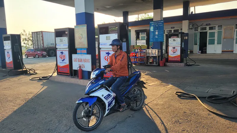 Bán hàng xăng dầu - Kỹ năng thao tác và tính chính xác Bán hàng xăng dầu - Kỹ năng thao tác và tính chính xác