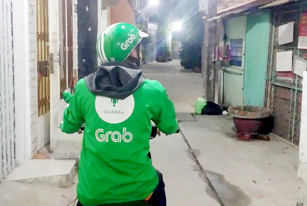 Sinh viên bươn chải kiếm sống và trải nghiệm | BÁO SÀI GÒN GIẢI PHÓNG