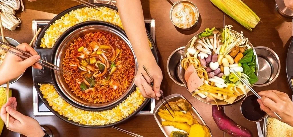 Divina tuyển dụng - Môi trường làm việc có phù hợp với bạn? Divina tuyển dụng - Môi trường làm việc có phù hợp với bạn?