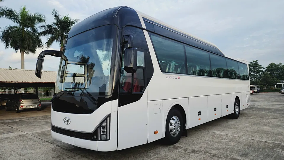 Tuyển lái xe phụ xe - Tuyển lái xe phụ xe là công việc gì? Tuyển lái xe phụ xe - Tuyển lái xe phụ xe là công việc gì?