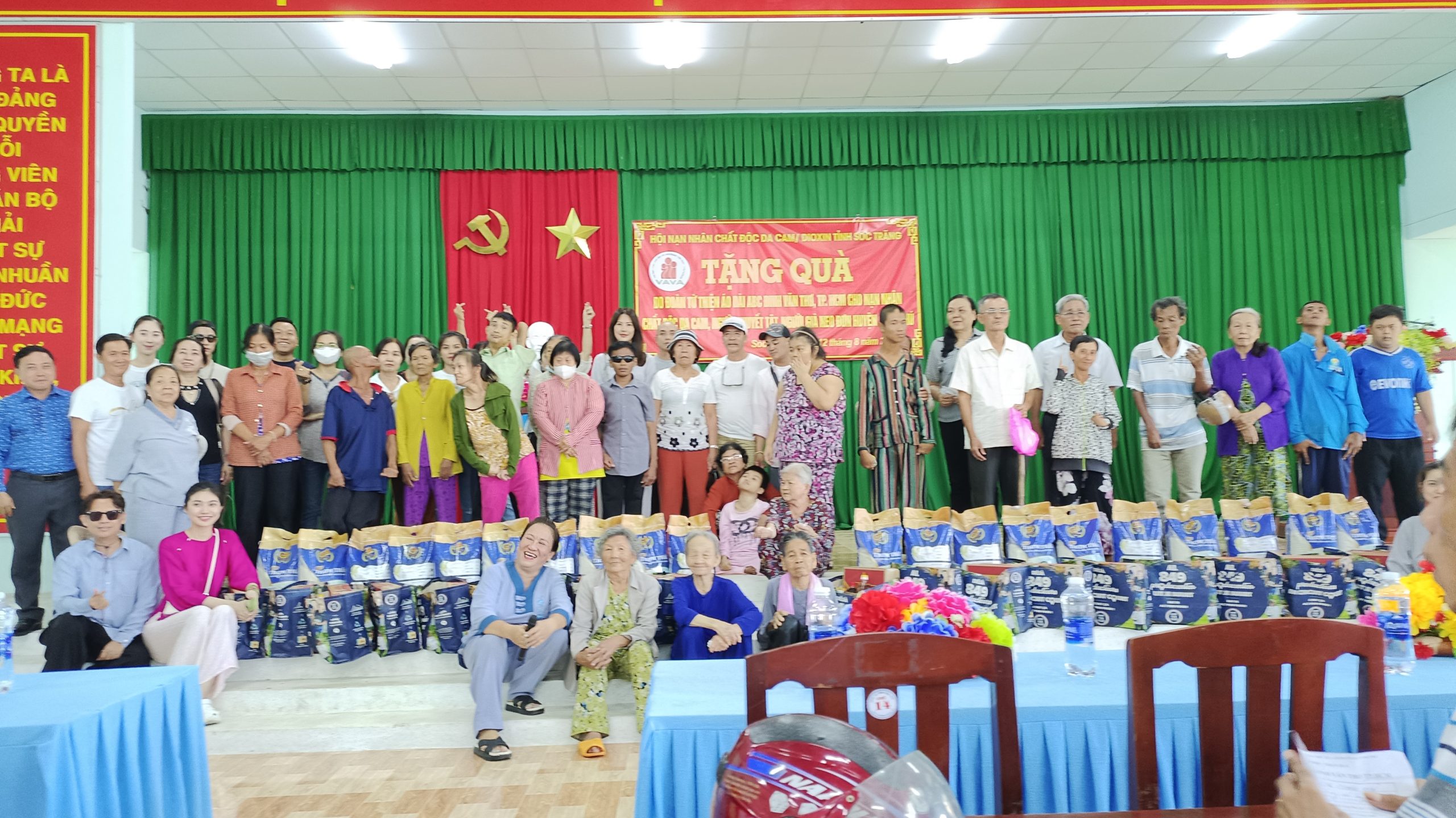 Xin việc kỹ sư cơ khí - Bộ hồ sơ gọn: đủ dùng, dễ đọc, dễ tải Xin việc kỹ sư cơ khí - Bộ hồ sơ gọn: đủ dùng, dễ đọc, dễ tải