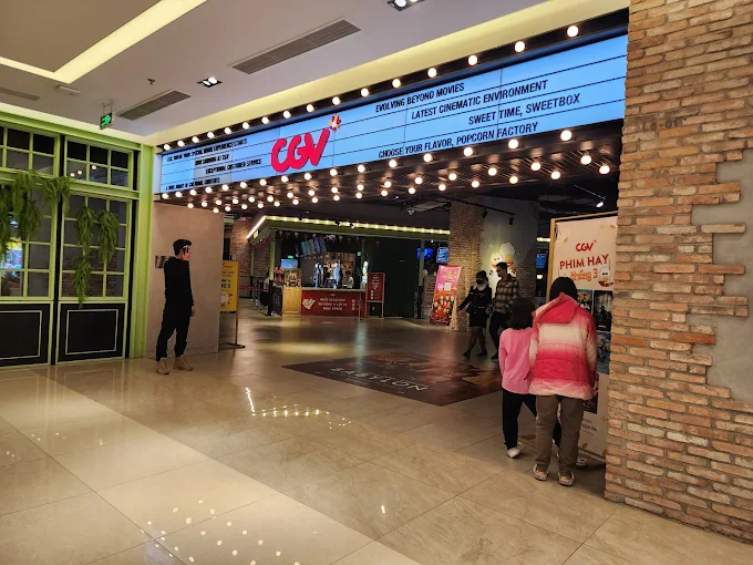 Hệ thống rạp phim CGV - Rạp phim thường tuyển những vị trí nào?