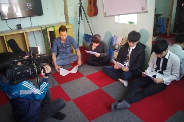 Nghề diễn viên: có nên theo nghề diễn? Cơ hội phát triển và thu nhập