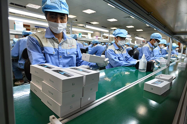 Công nhân đóng gói - Kỷ luật, 5S và làm việc nhóm