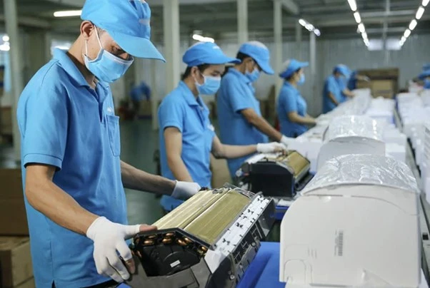 Công nhân đóng gói - Chế độ nên hỏi rõ trước khi nhận việc