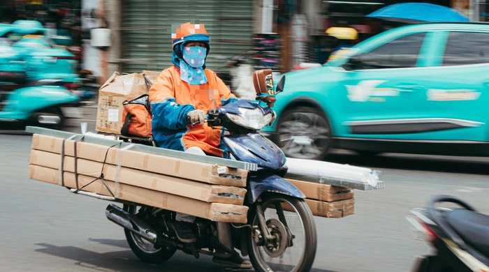 Làm giao hàng shipper - Giao tiếp với khách và đối tác Làm giao hàng shipper - Giao tiếp với khách và đối tác