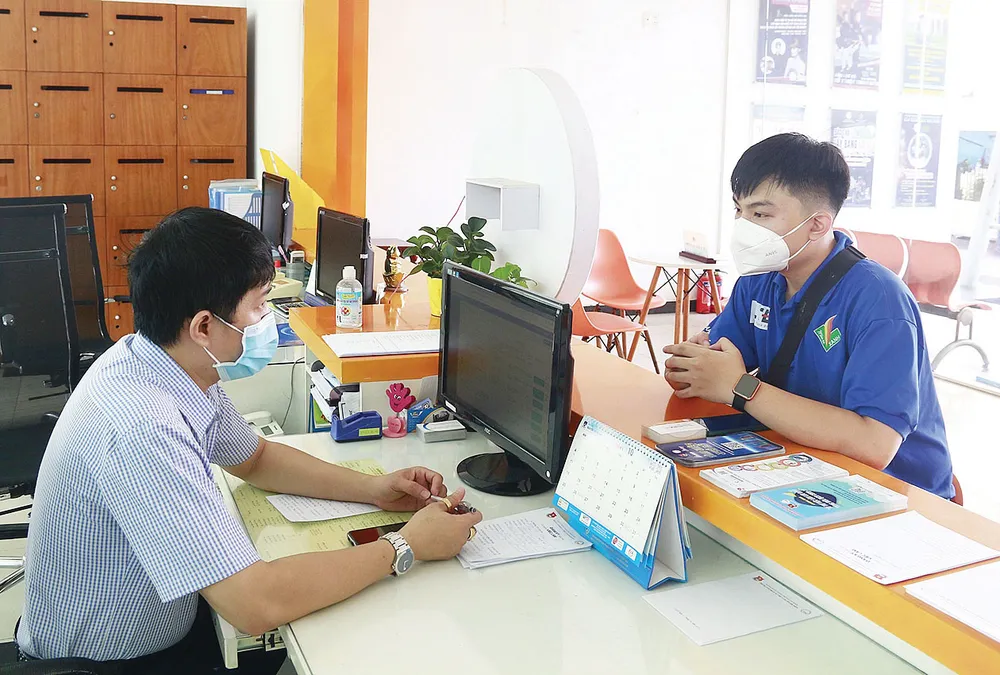 Lao động phổ thông - Thu nhập phụ thuộc vào yếu tố nào Lao động phổ thông - Thu nhập phụ thuộc vào yếu tố nào