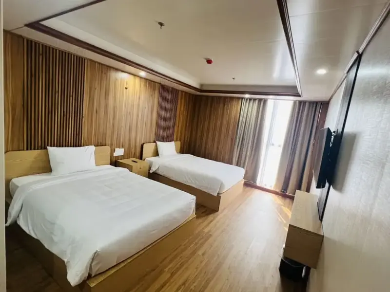 Nhân viên trực đêm - Dịch vụ: khách sạn, quán ăn, cửa hàng tiện lợi Nhân viên trực đêm - Dịch vụ: khách sạn, quán ăn, cửa hàng tiện lợi