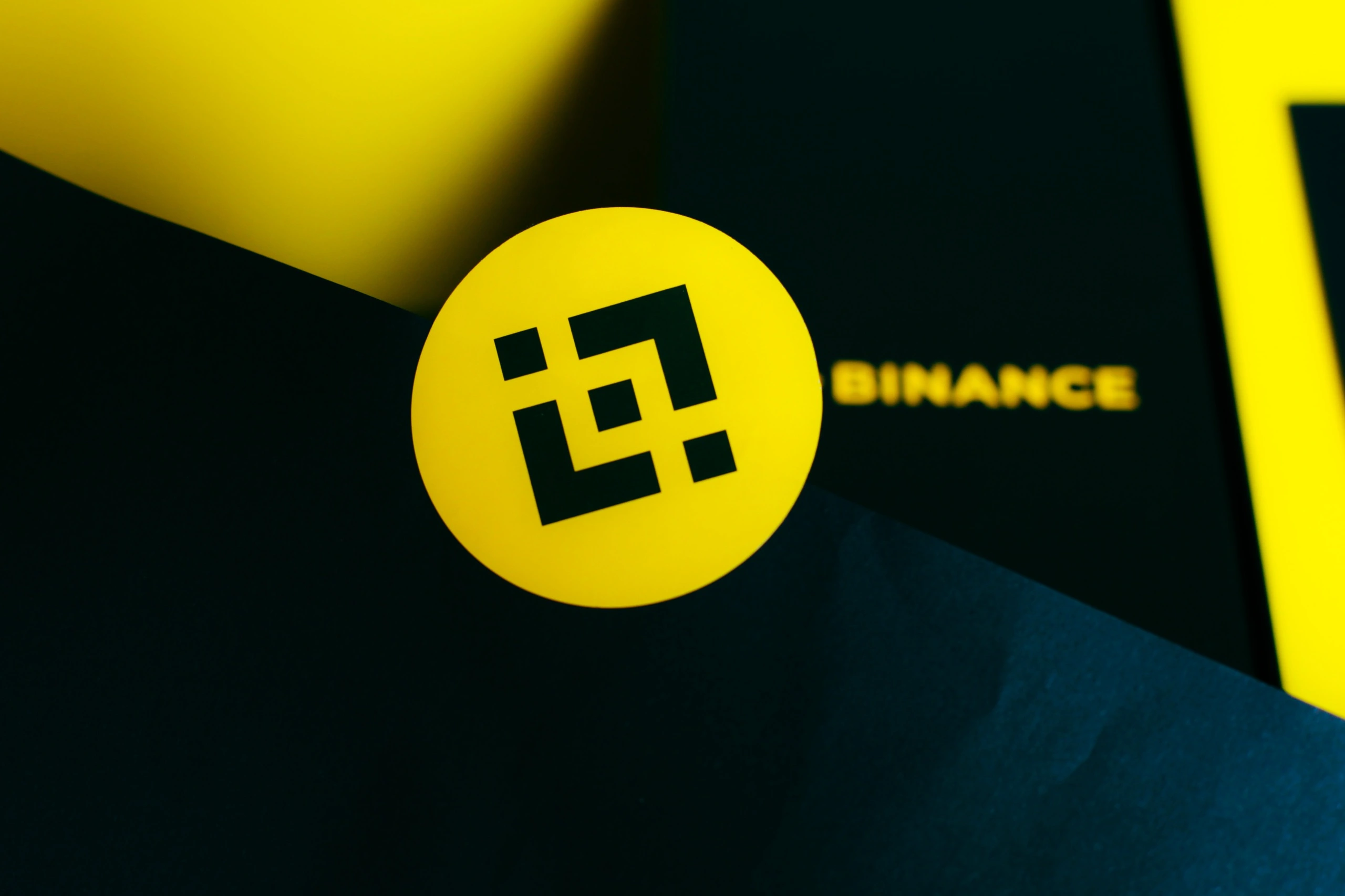 Binance - Vì sao Binance được nhiều người quan tâm? Binance - Vì sao Binance được nhiều người quan tâm?
