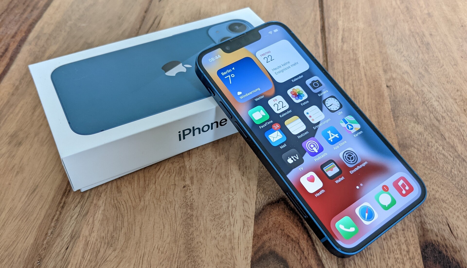 Iphone 13 - Người dùng cần một chiếc iPhone ổn định, dễ dùng Iphone 13 - Người dùng cần một chiếc iPhone ổn định, dễ dùng