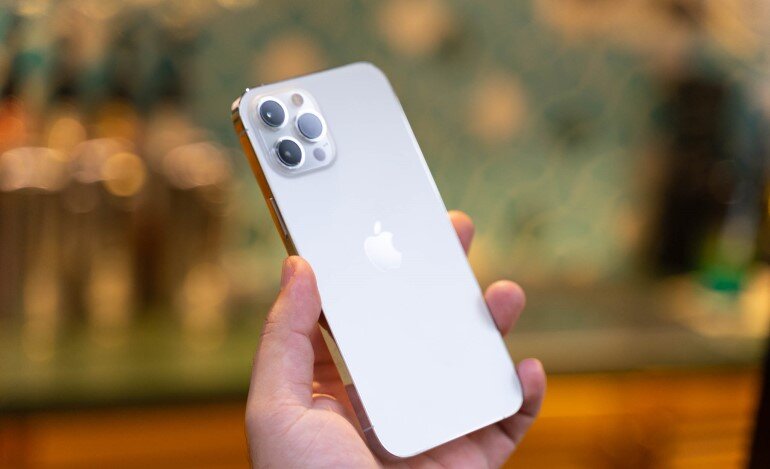 Iphone 12 pro max - Đối tượng phù hợp với mẫu máy này